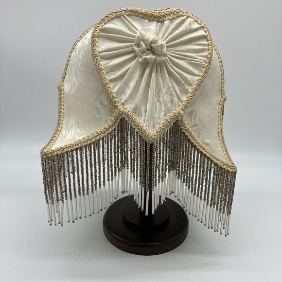 VTG Dale Tiffany Lamp Shade Cream Heart Glass Beaded Fringe Boudoir Romantic - Picture 4 of 16